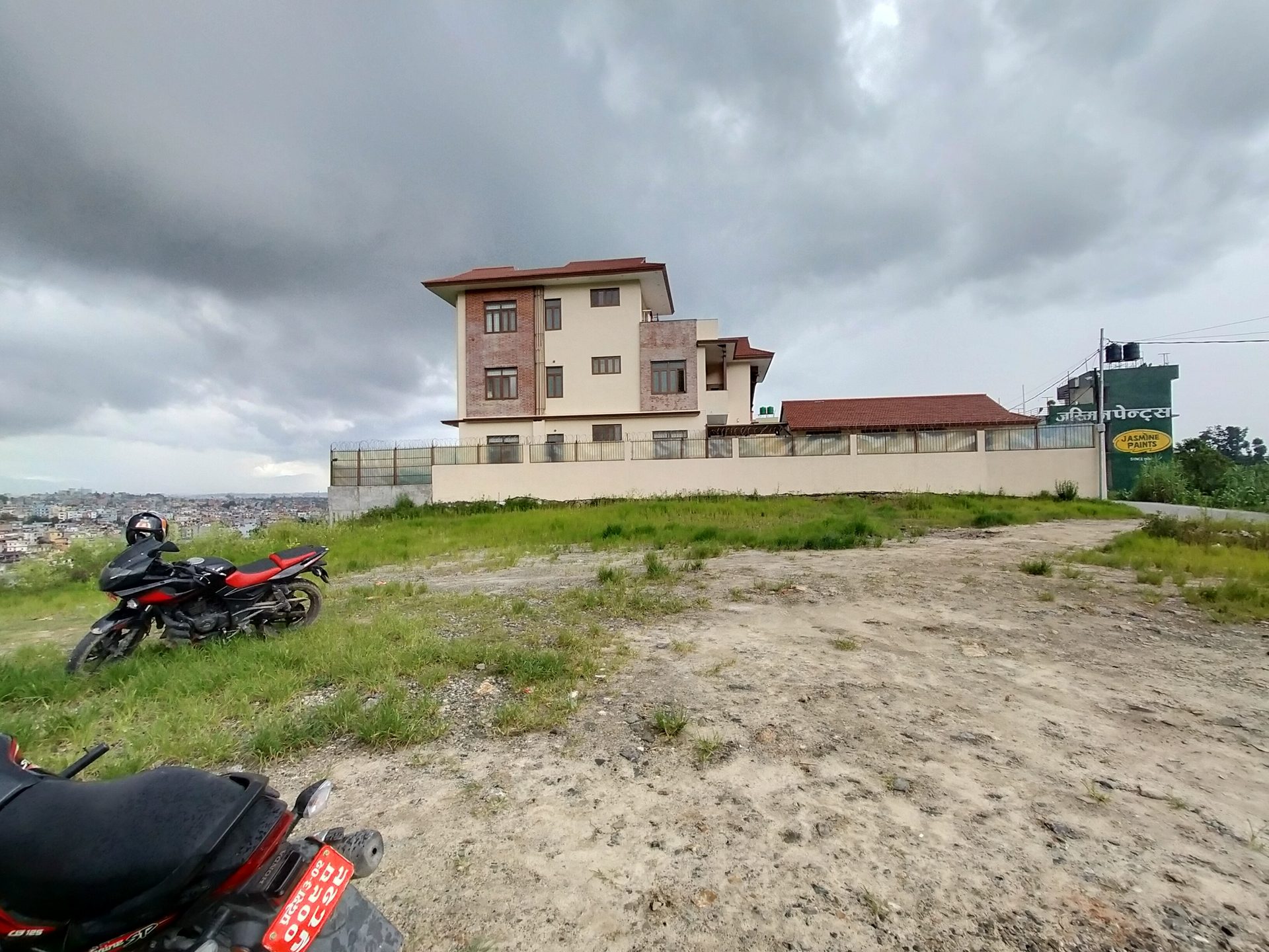 Residential Land on Sale in Syuchatar