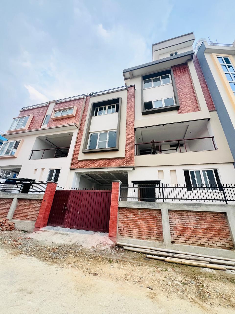 4 anna  house  sale at nakhipot kantipur