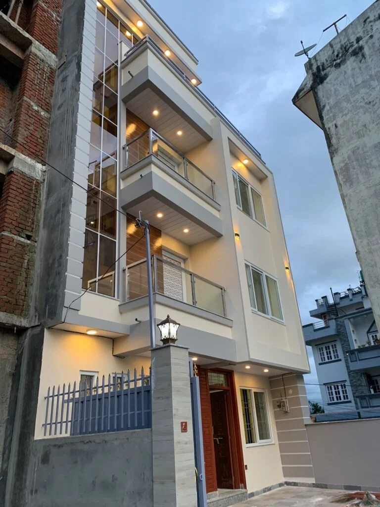 4 aana 2 daam House for sale in Sheetal height
