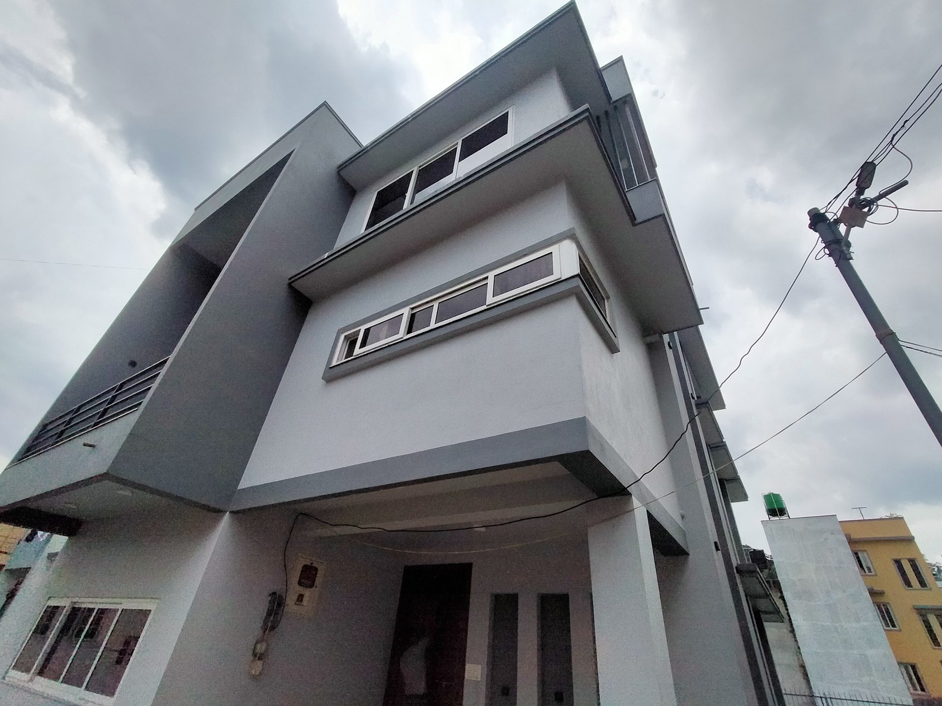Semi-bungalow House on Sale in Chhauni