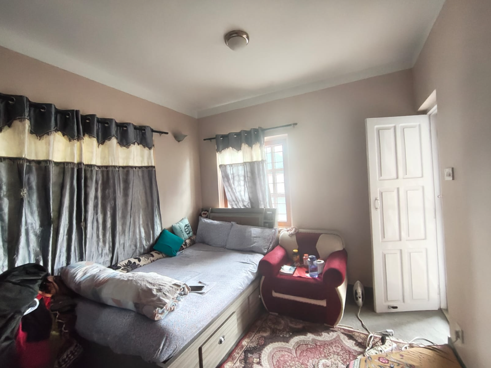 House on Sale in Golfutar
